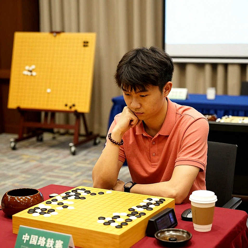 হেডলাইন সমরকন্দের, বাক্স প্রাগের: ChessBase Magazine #225, প্রশিক্ষণ-বিষয়বস্তুর নীরব অর্থনীতি এবং বাংলাদেশের অসমাপ্ত পাইপলাইন