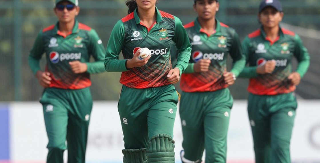 কিমো পলের পাঁচ উইকেট আর হায়দরাবাদের সেই নীরবতা: ভারত-ওয়েস্ট ইন্ডিজ সিরিজ এখন ২-২