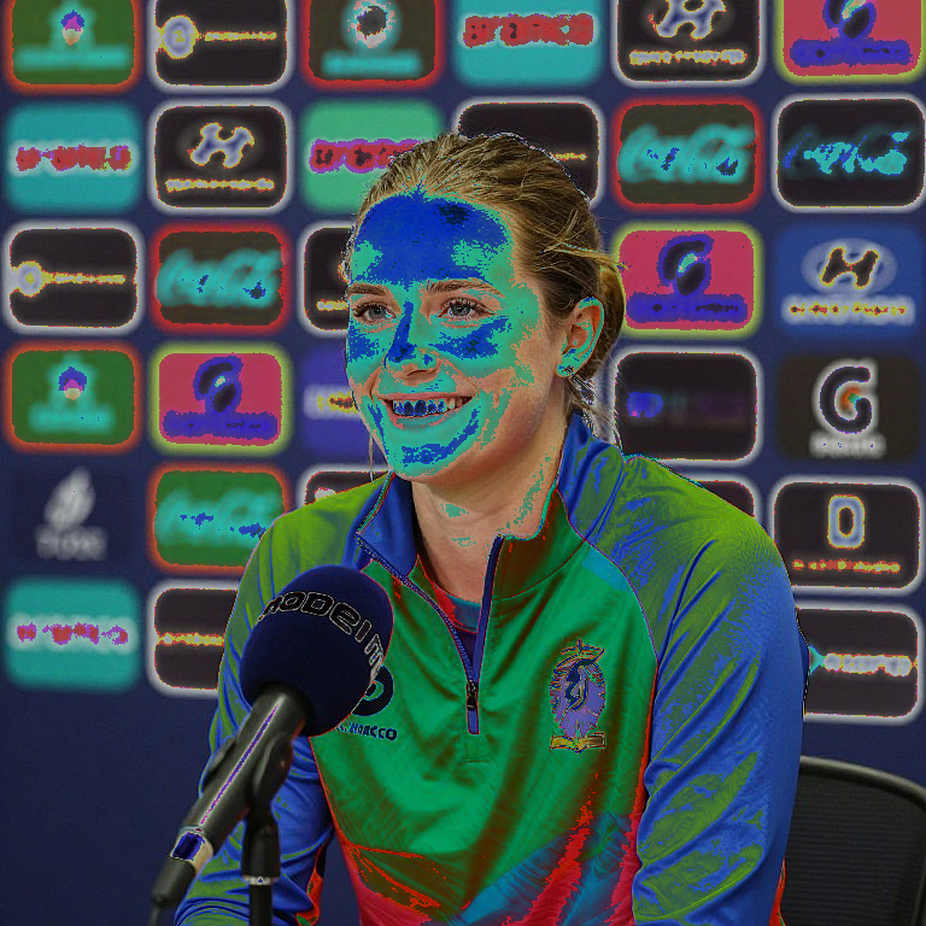 রাওয়ালপিন্ডিতে টস জিতে বোলিং: শ্রীলঙ্কার ঝুঁকি-কেন্দ্রিক সিদ্ধান্ত আর পাকিস্তানের অসম্পূর্ণ পাজল