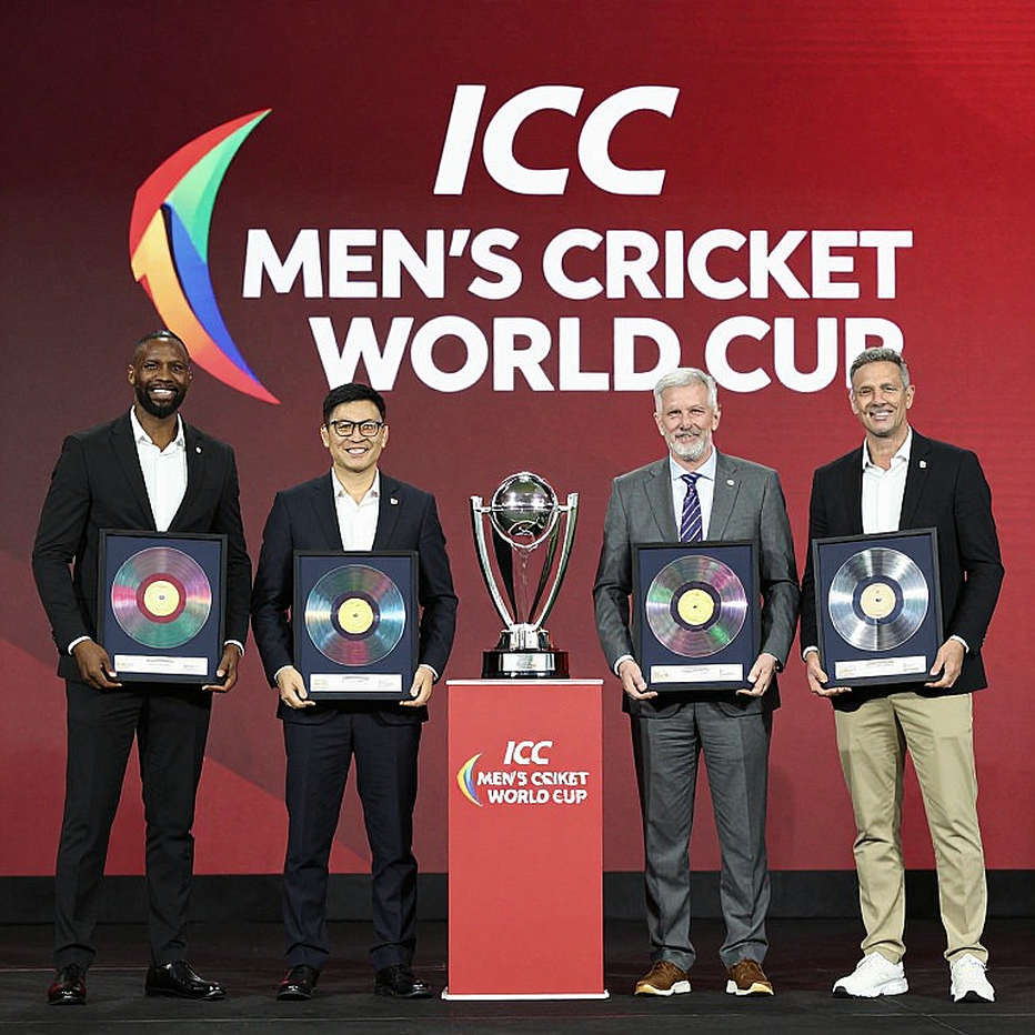 সুফিয়ান মুকিম বাদ, মাজ সাদাকাত ঢোকা: লাহোরের পিচ আর পাকিস্তানের স্পিন-হিসাবের অডিট